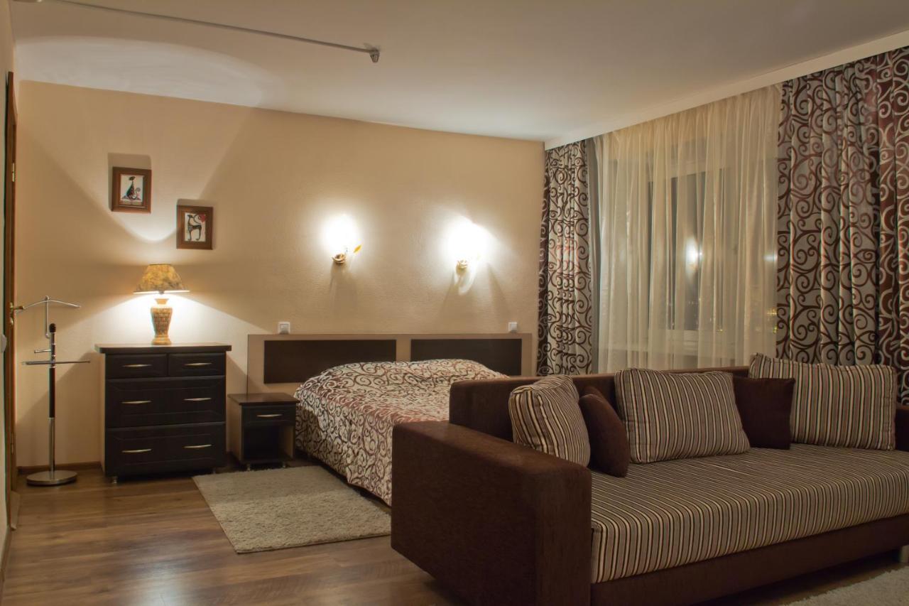Tourist Hotel Mahiljow Eksteriør bilde